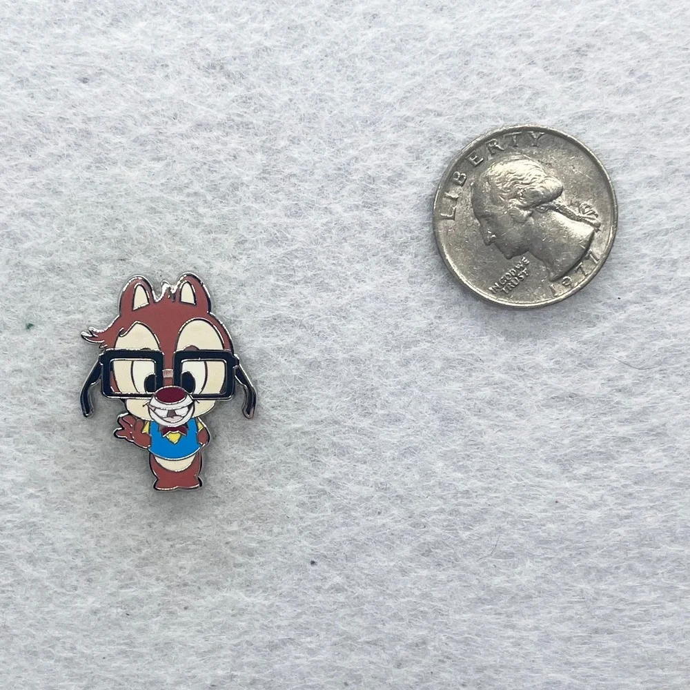 🔮‎ 5/$25 Disney Nerds Rock! Chip N Dale ~ Dale Pin
